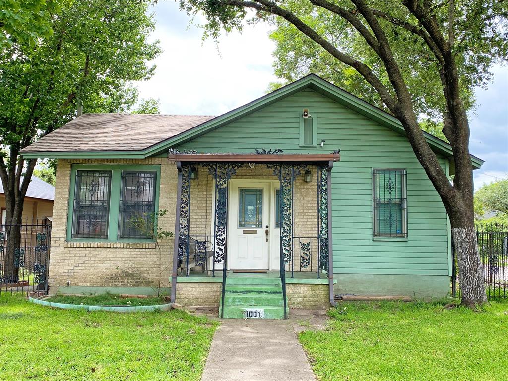 Dallas Neighborhood Home For Sale - $430,000
