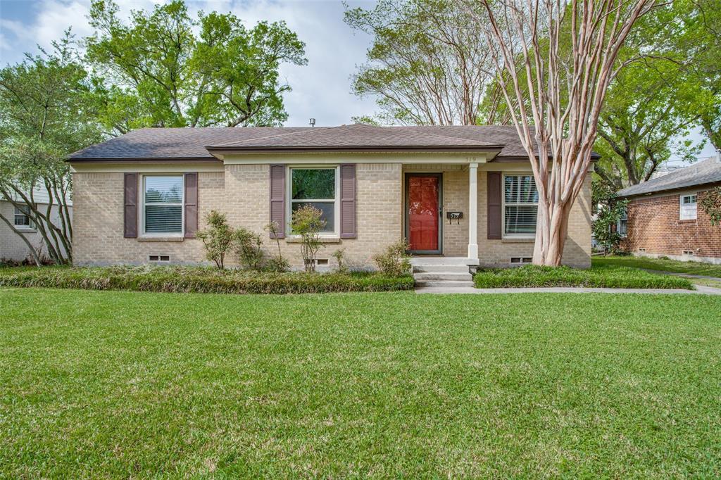 Dallas Neighborhood Home For Sale - $435,000