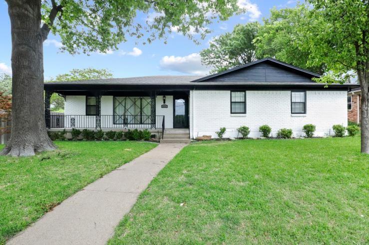 Dallas Neighborhood Home For Sale - $425,000