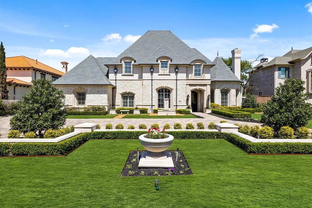 Dallas Neighborhood Home For Sale - $3,350,000