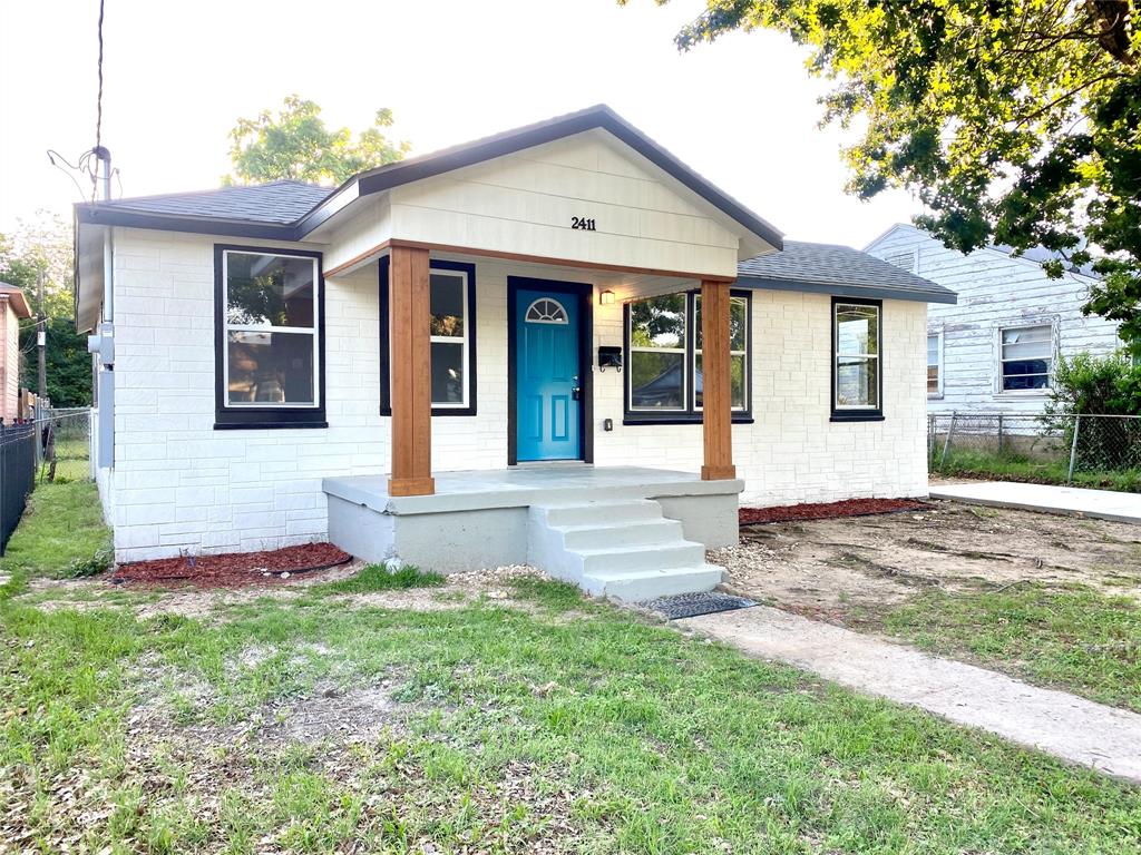 Dallas Neighborhood Home For Sale - $298,900