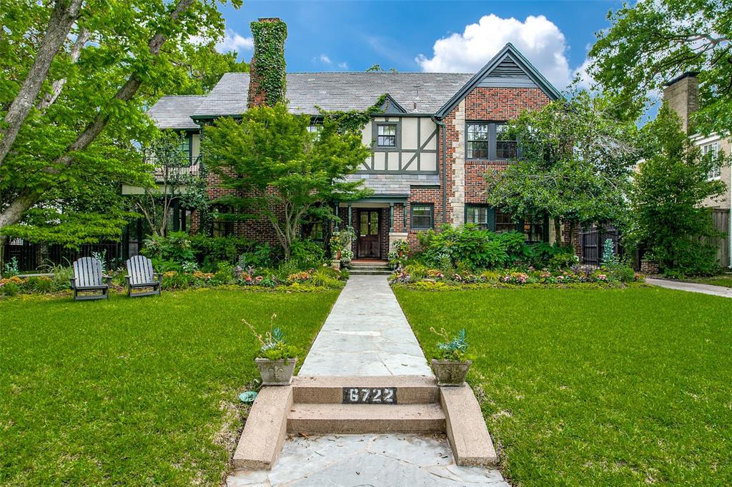 Dallas Neighborhood Home For Sale - $2,799,000