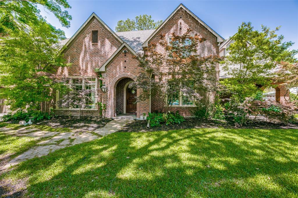 Dallas Neighborhood Home For Sale - $2,424,000
