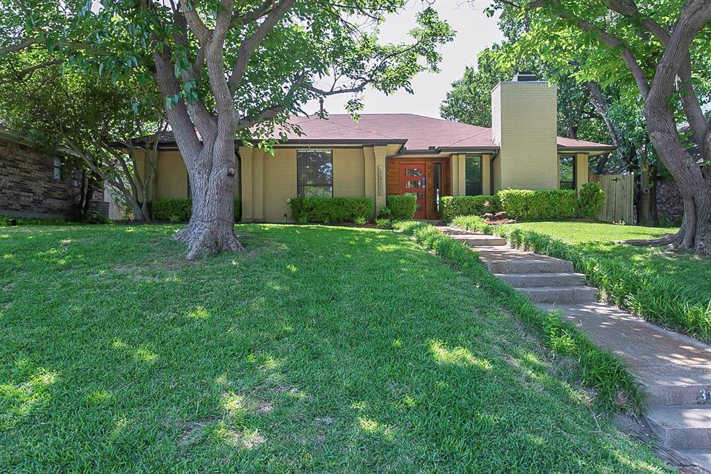 Dallas Neighborhood Home For Sale - $432,000
