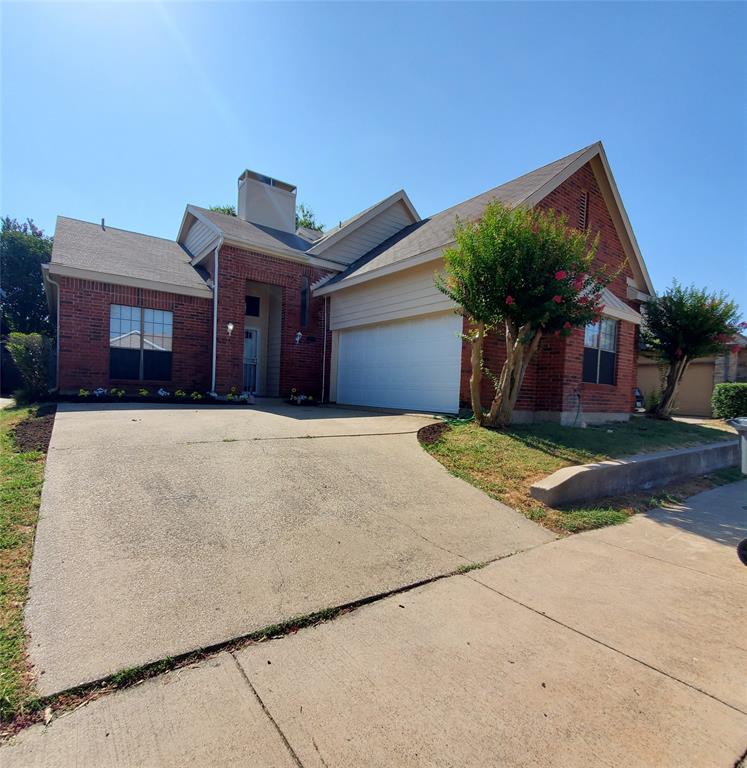 Dallas Neighborhood Home For Sale - $307,000