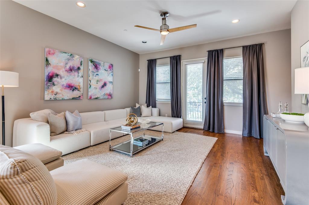 Dallas Neighborhood Home For Sale - $549,000
