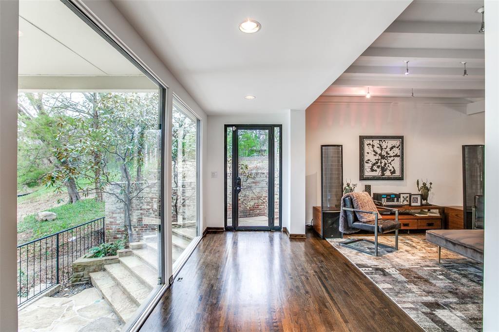 Dallas Neighborhood Home For Sale - $2,699,000