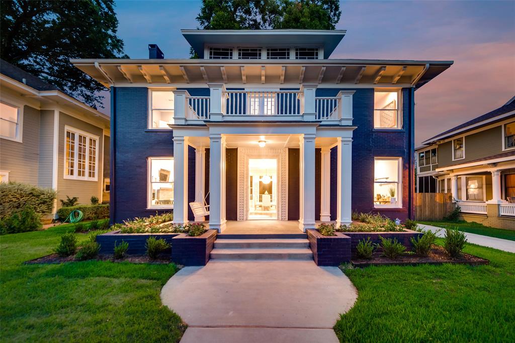 Dallas Neighborhood Home For Sale - $965,000