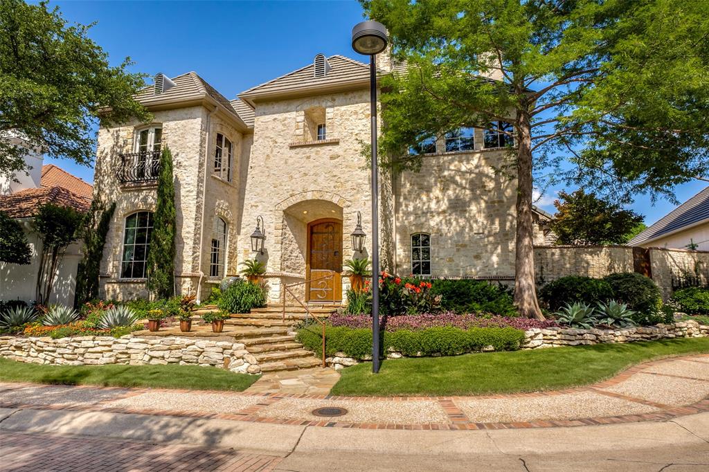 Dallas Neighborhood Home For Sale - $1,810,000