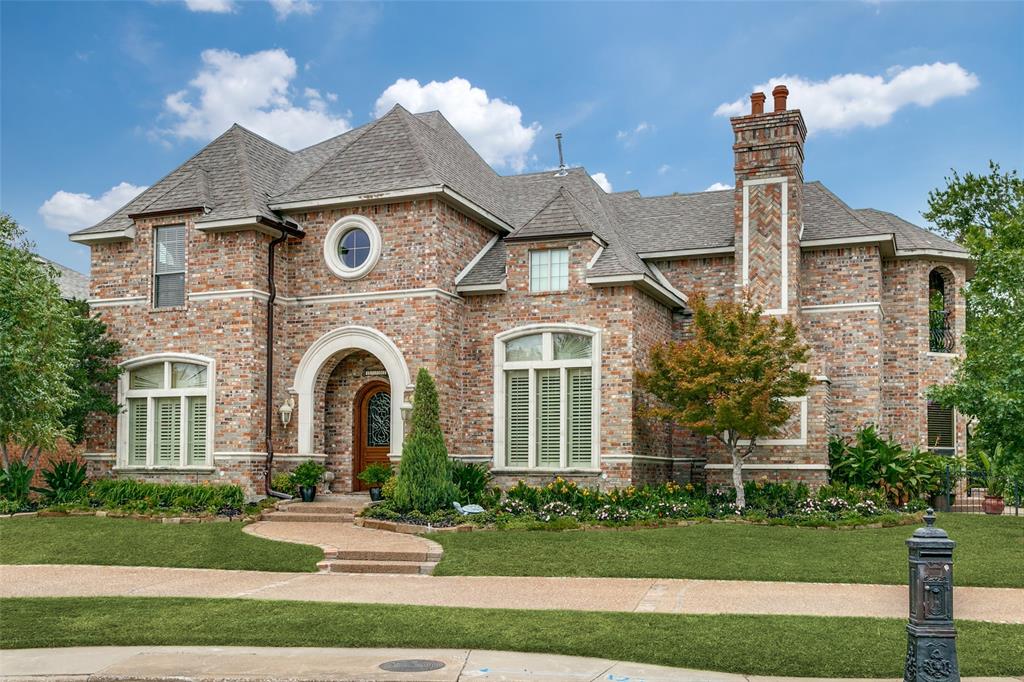 Dallas Neighborhood Home For Sale - $975,000