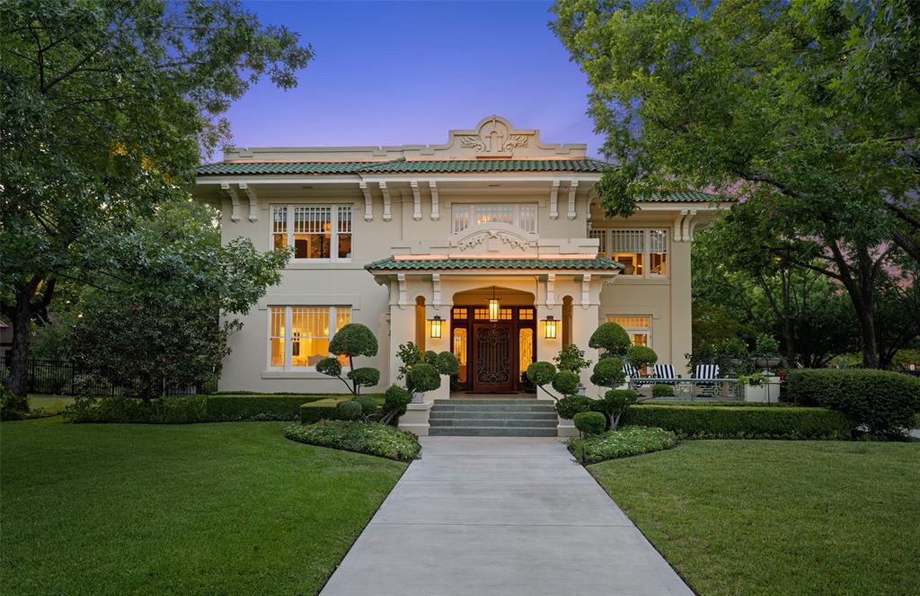 Dallas Neighborhood Home For Sale - $2,499,000