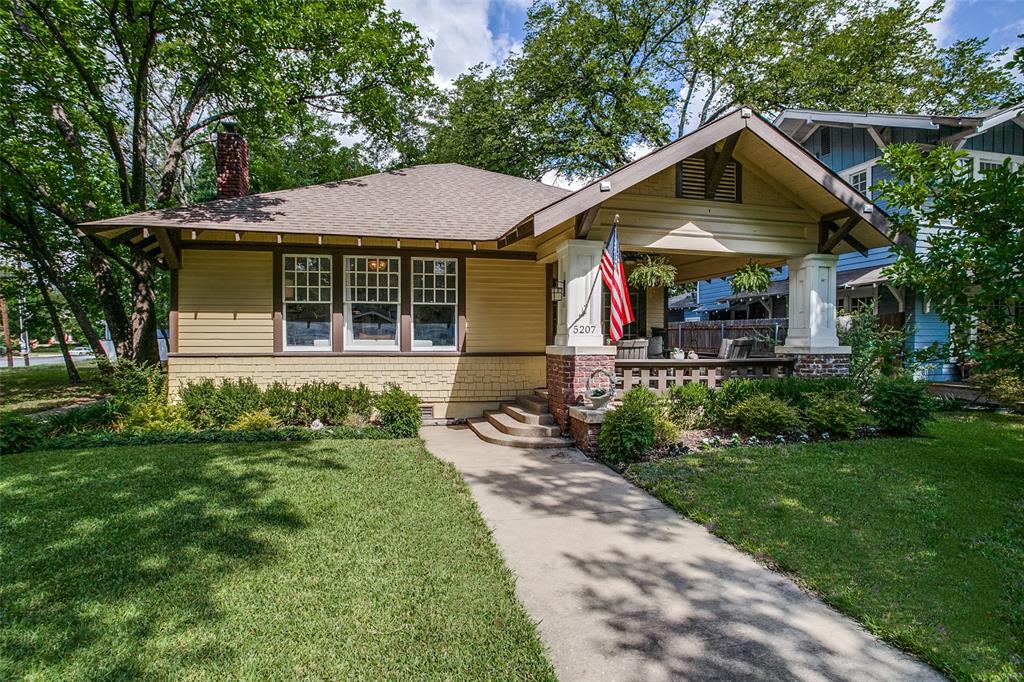 Dallas Neighborhood Home For Sale - $669,900