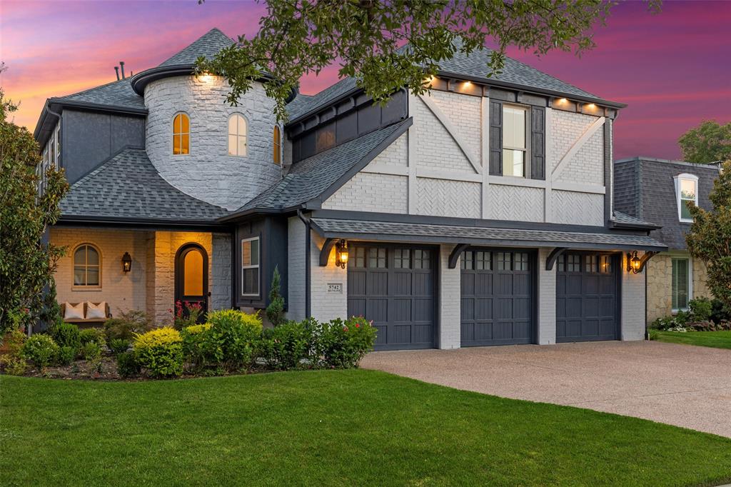 Dallas Neighborhood Home For Sale - $2,095,000