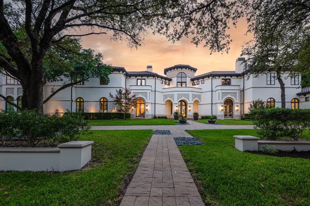Dallas Neighborhood Home For Sale - $9,395,000