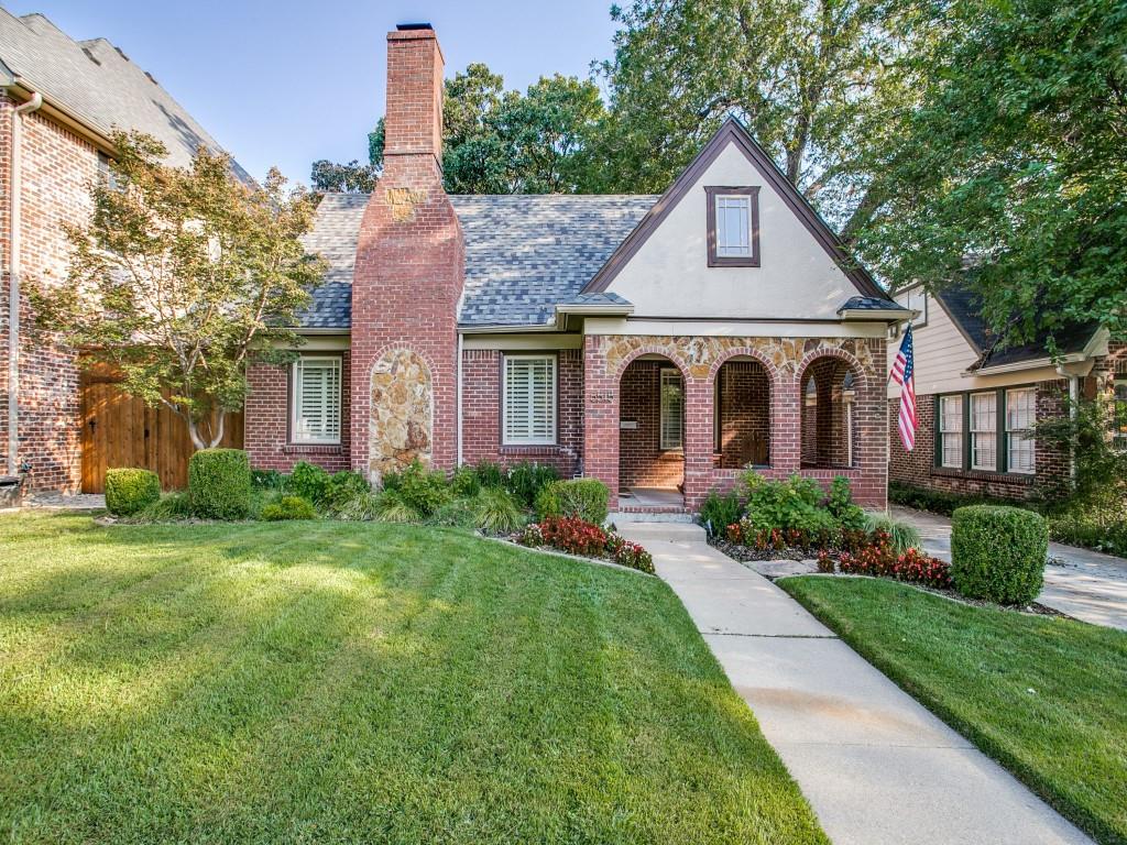 Dallas Neighborhood Home For Sale - $1,069,000