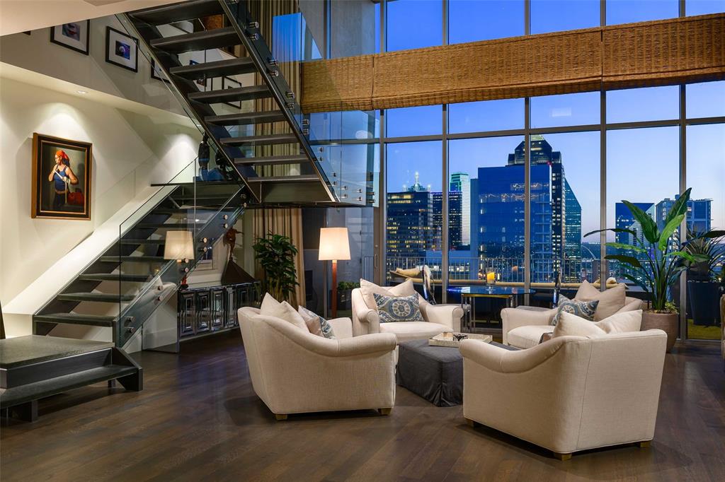 Dallas Neighborhood Home For Sale - $3,850,000