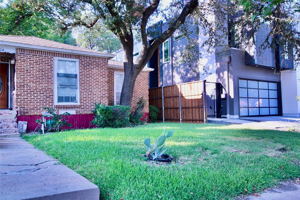 Dallas Neighborhood Home For Sale - $483,000