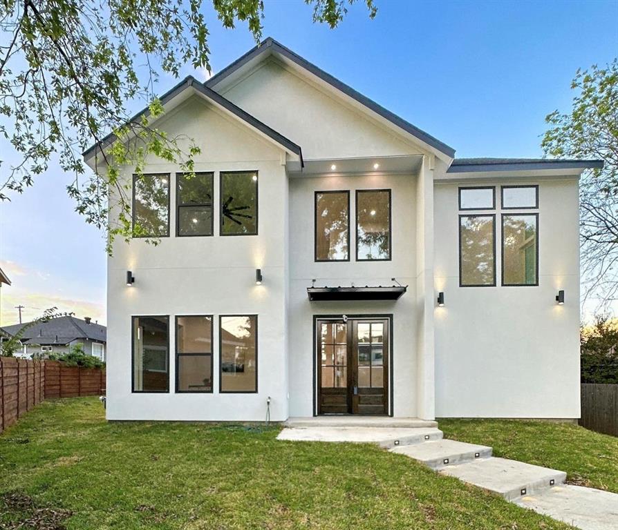 Dallas Neighborhood Home For Sale - $1,000,000