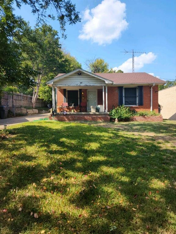 Dallas Neighborhood Home For Sale - $600,000