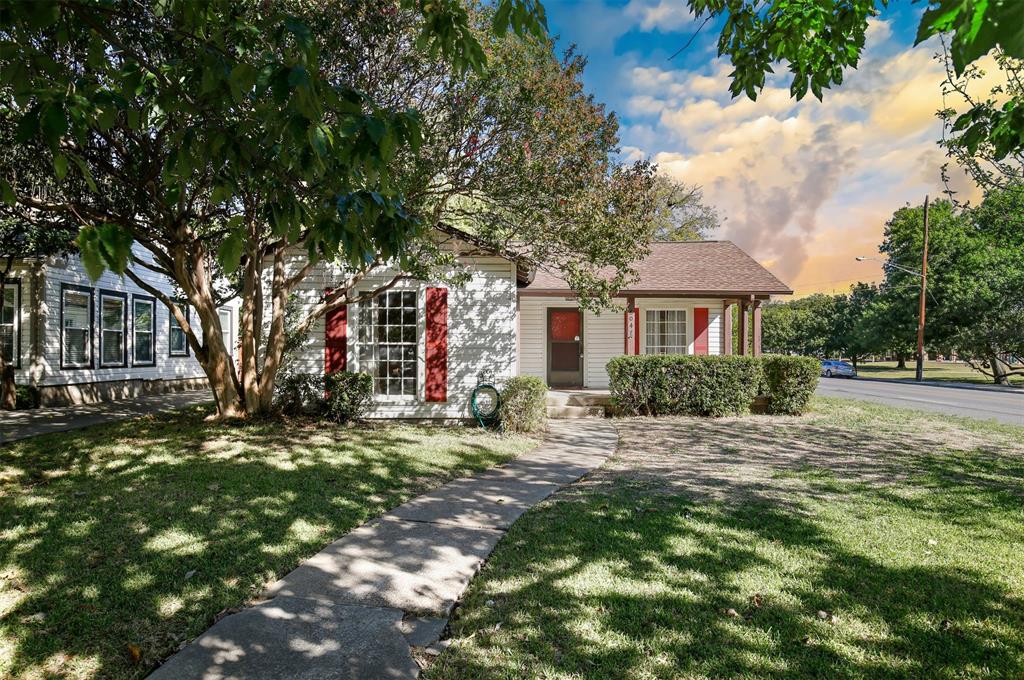 Dallas Neighborhood Home For Sale - $565,000