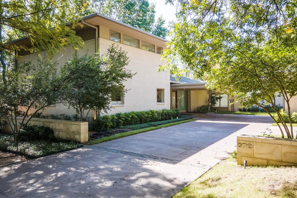 Dallas Neighborhood Home For Sale - $3,150,000