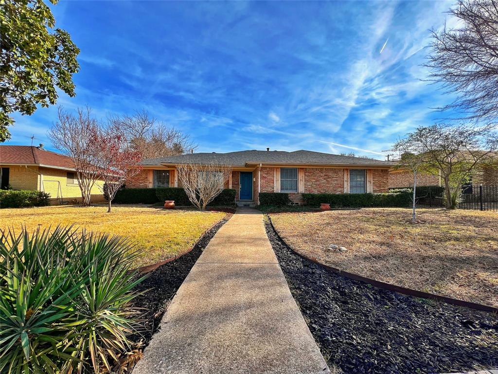 Dallas Neighborhood Home For Sale - $360,000