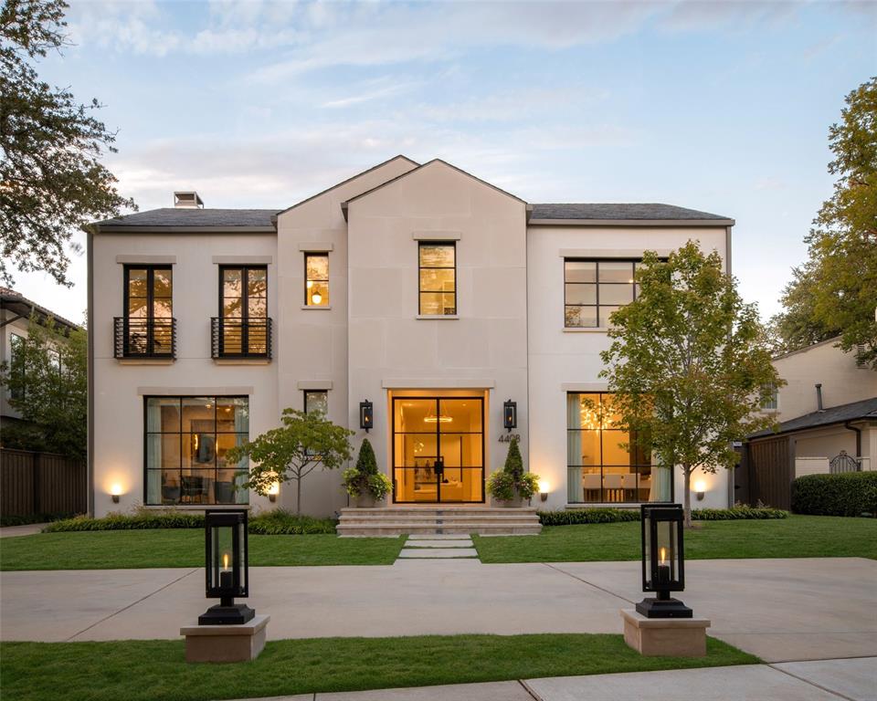 Highland Park Neighborhood Home For Sale - $9,750,000