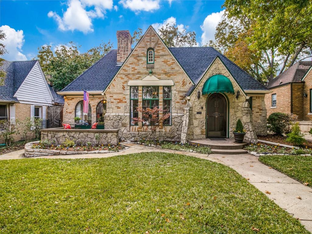 Dallas Neighborhood Home For Sale - $1,140,000