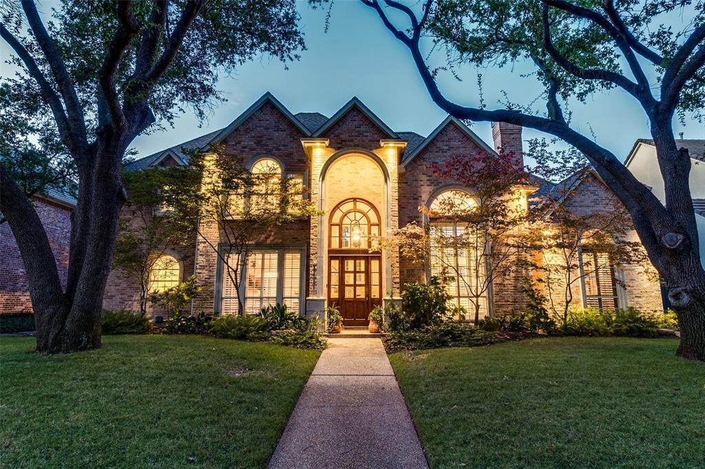 Dallas Neighborhood Home For Sale - $1,139,000