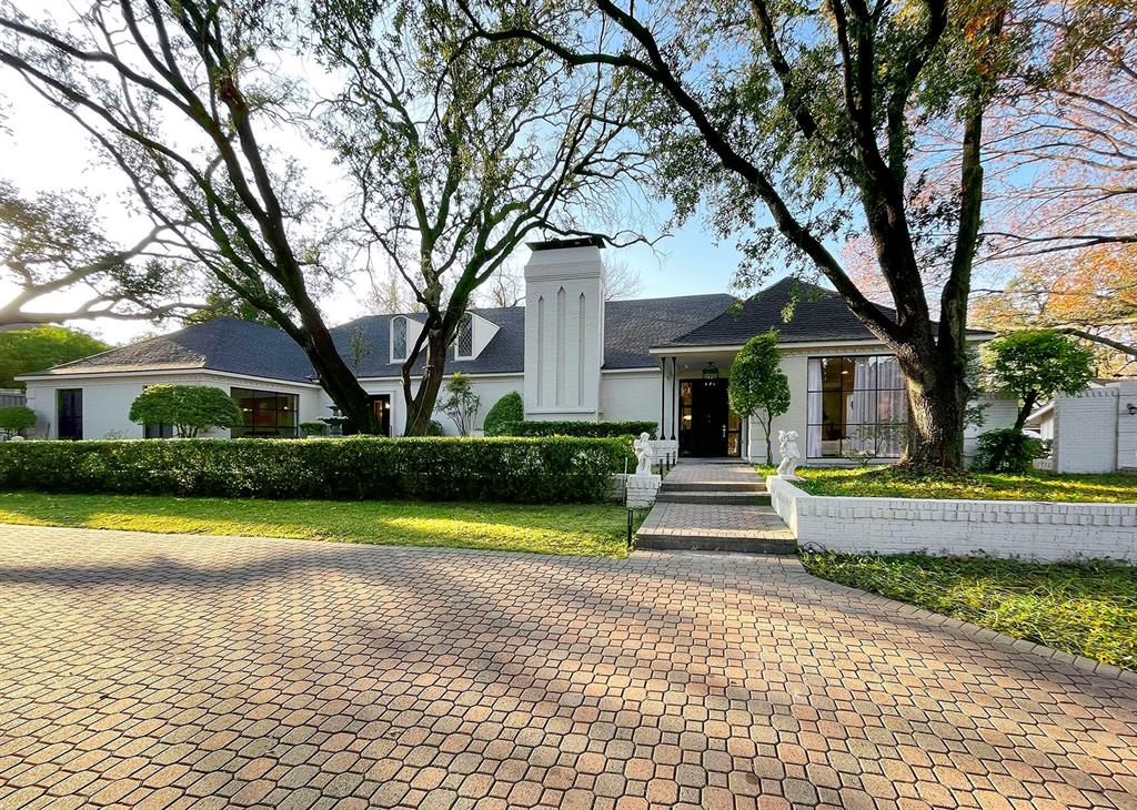 Dallas Neighborhood Home For Sale - $1,649,000