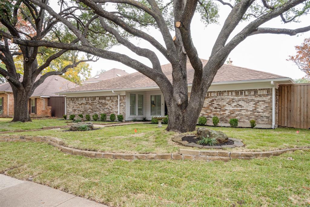 Dallas Neighborhood Home For Sale - $698,000