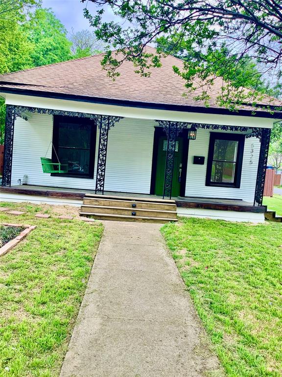 Dallas Neighborhood Home For Sale - $374,900