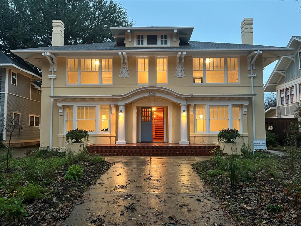 Dallas Neighborhood Home For Sale - $465,000