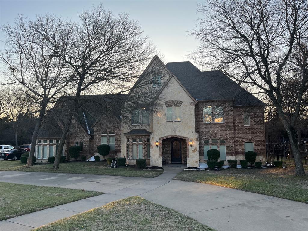 Cedar Hill Neighborhood Home For Sale - $1,100,000