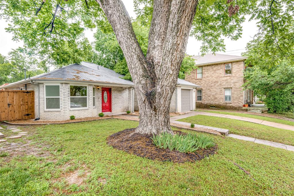 Dallas Neighborhood Home For Sale - $480,000