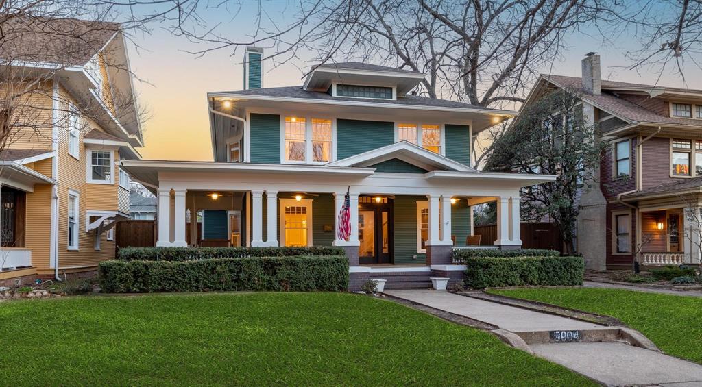 Dallas Neighborhood Home For Sale - $1,095,000