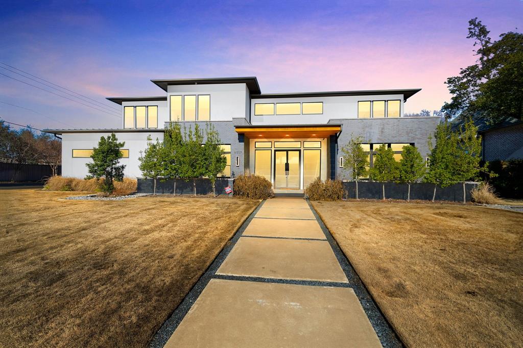 Dallas Neighborhood Home For Sale - $3,595,330