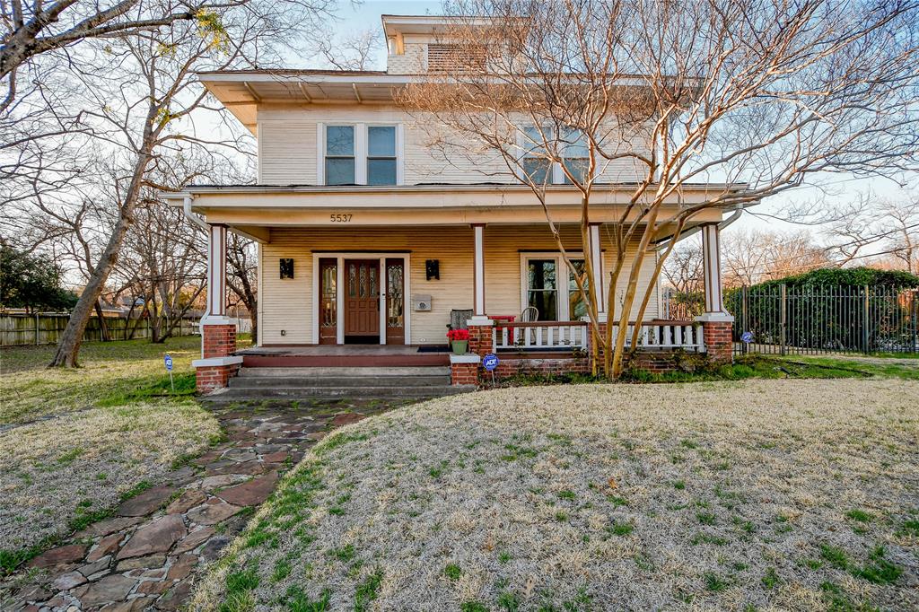 Dallas Neighborhood Home For Sale - $495,000