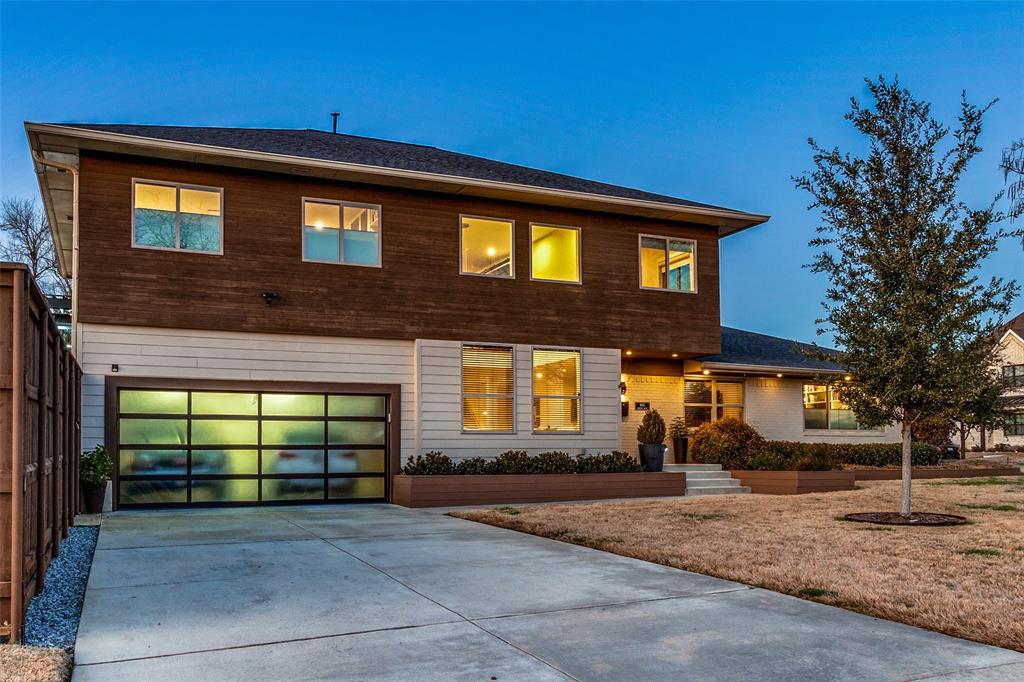 Dallas Neighborhood Home For Sale - $1,130,000