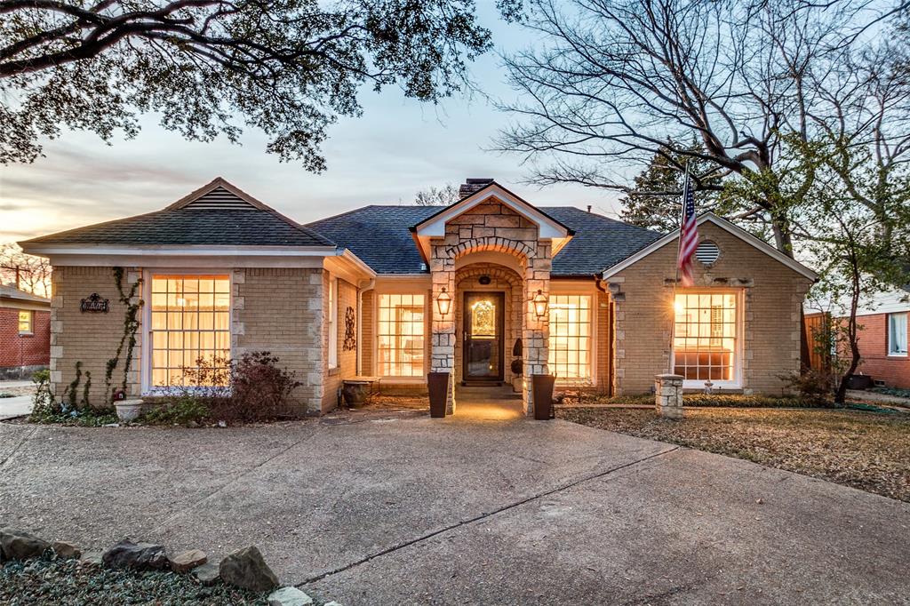 Dallas Neighborhood Home For Sale - $1,500,000