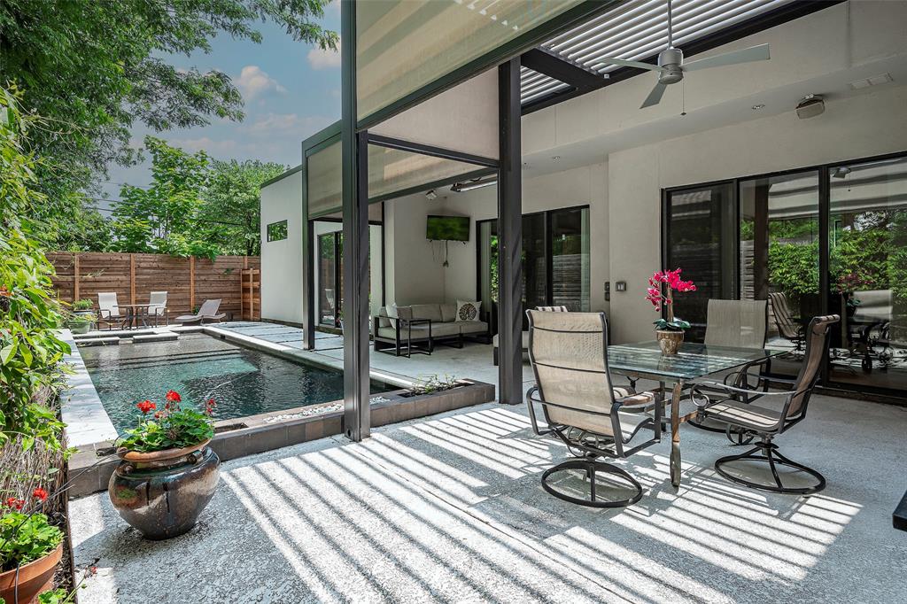 Dallas Neighborhood Home For Sale - $2,050,000
