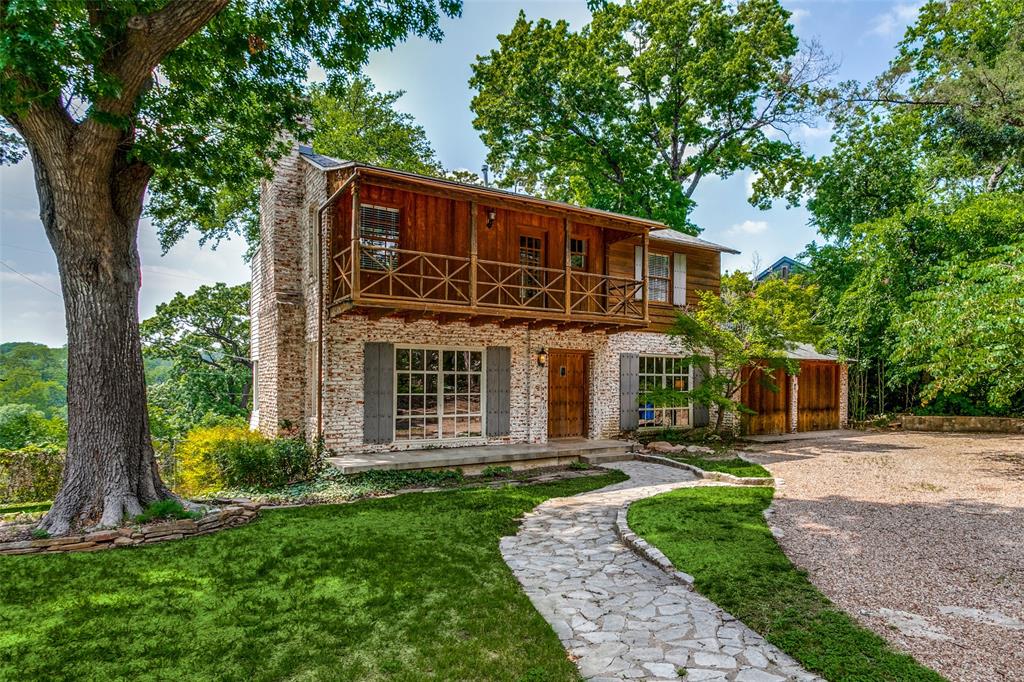 Dallas Neighborhood Home For Sale - $1,475,000
