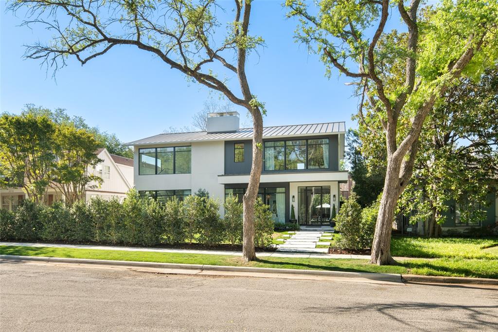 Highland Park Neighborhood Home For Sale - $6,895,000