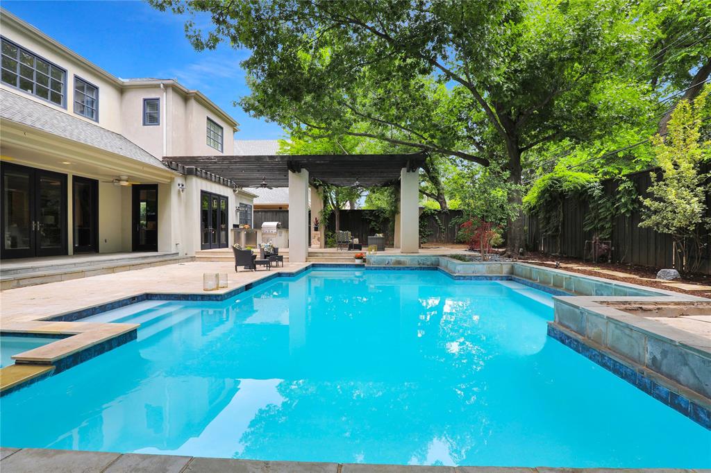 Dallas Neighborhood Home For Sale - $2,200,000