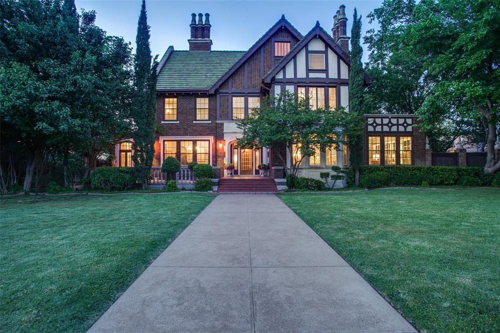 Dallas Neighborhood Home For Sale - $3,395,000