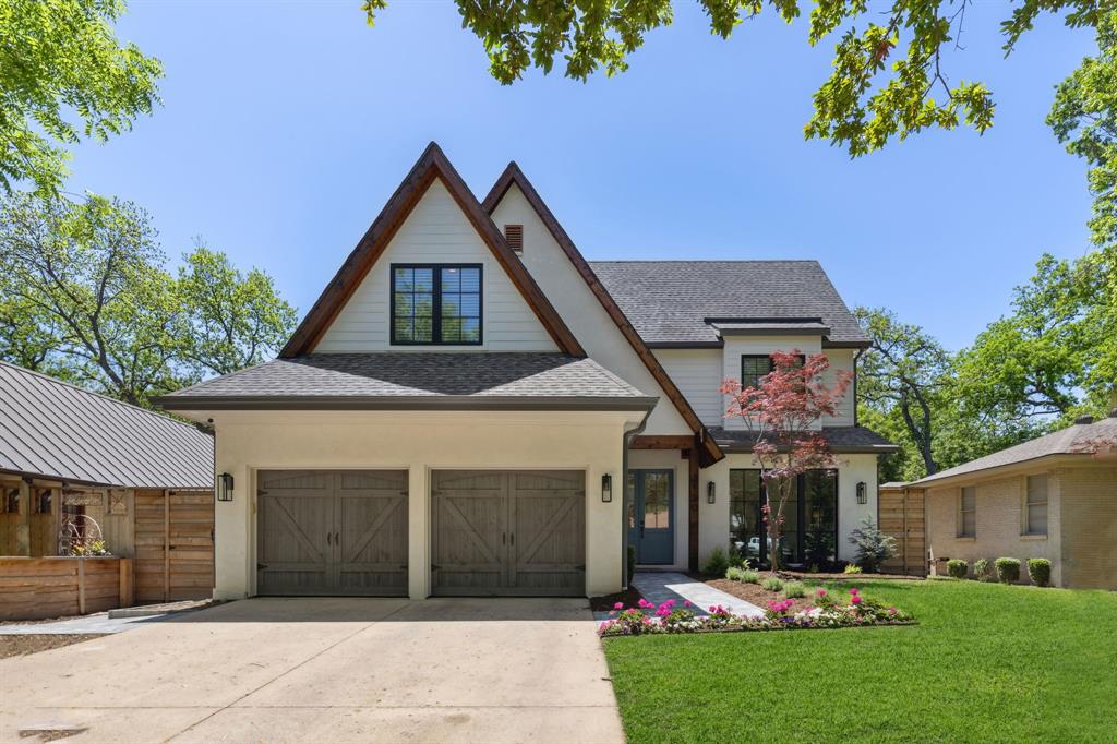 Dallas Neighborhood Home For Sale - $2,440,000