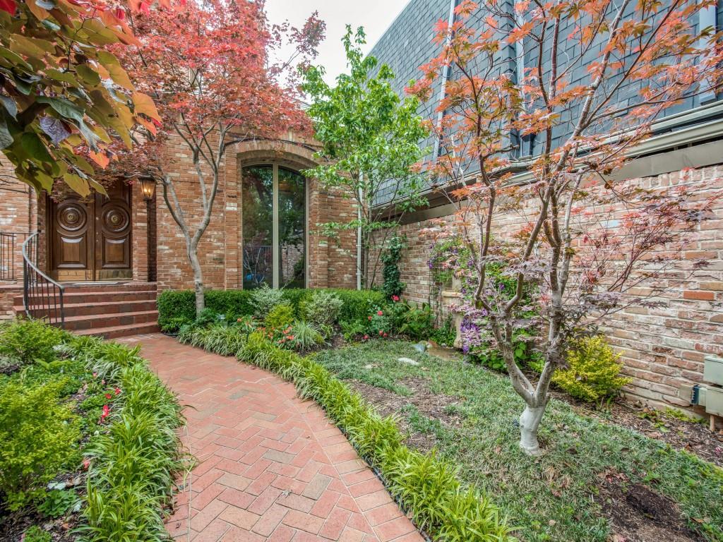 Dallas Neighborhood Home For Sale - $1,299,999