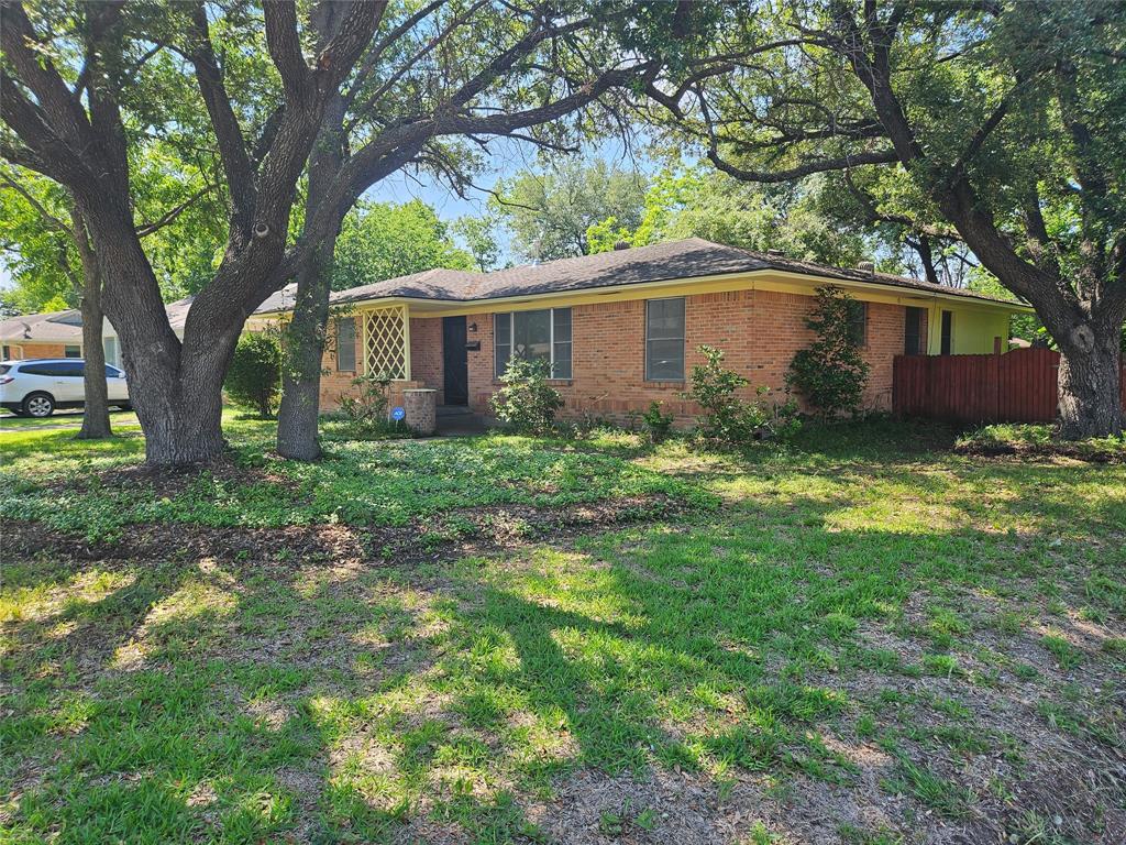 Dallas Neighborhood Home For Sale - $314,900