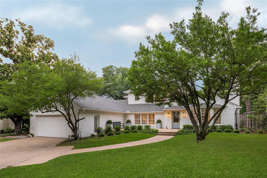 Dallas Neighborhood Home For Sale - $2,295,000