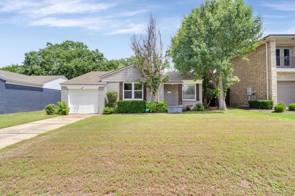 Dallas Neighborhood Home For Sale - $570,000